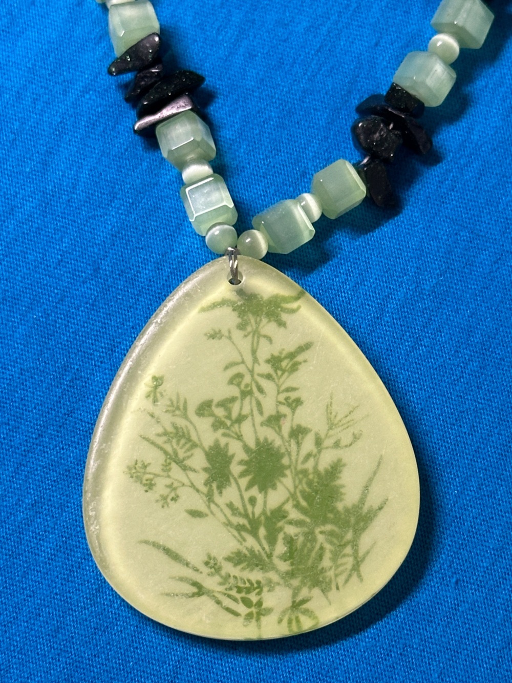 Stunning Botanical Pendant Necklace - Green - Beaded - Women | Jewelry